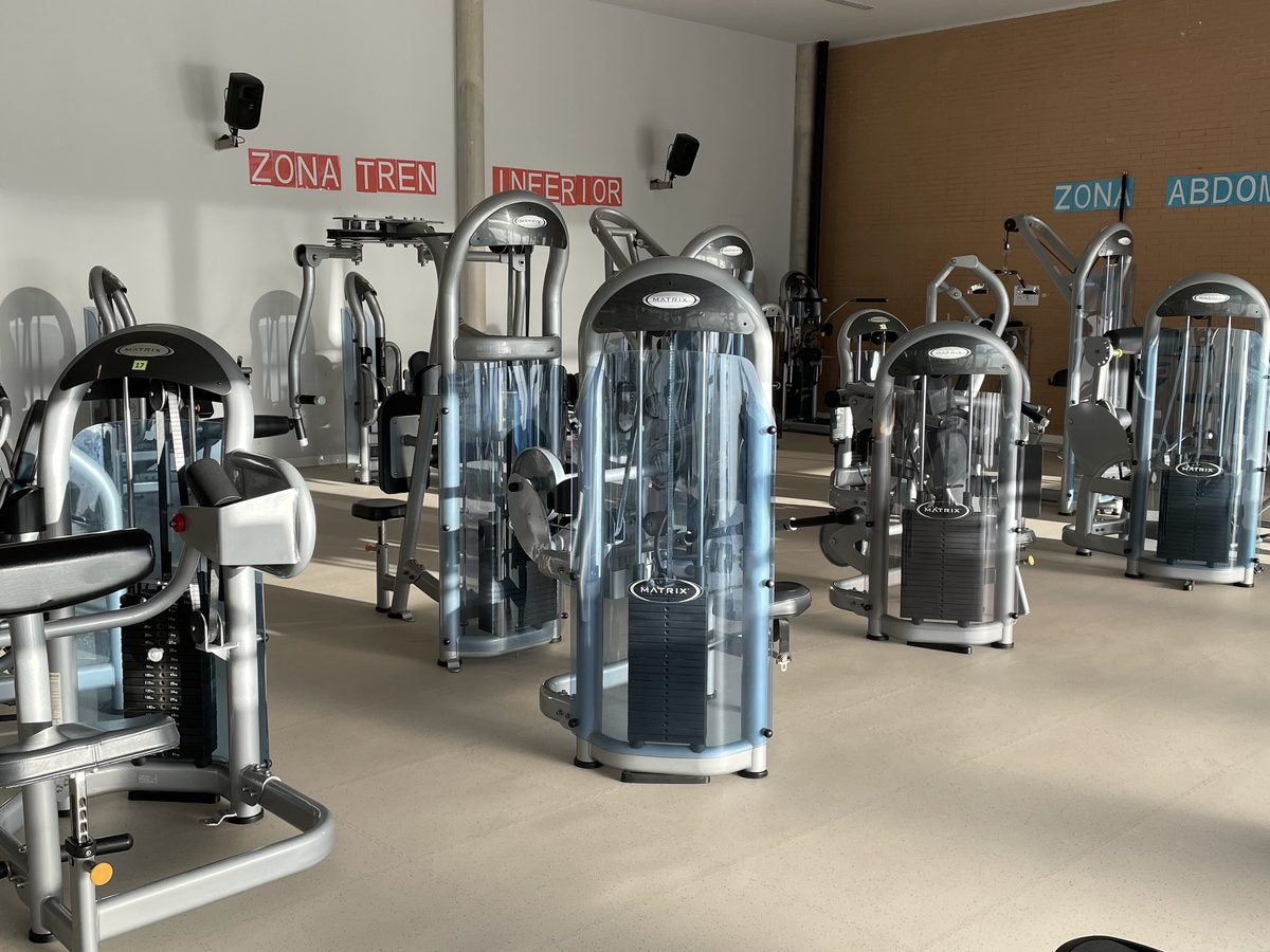 Sala fitness del Complejo Deportivo de San Adrián